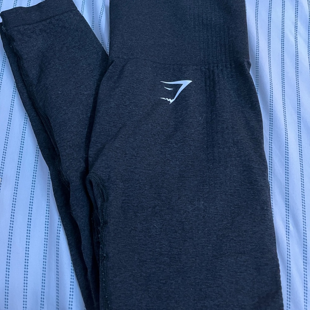 gym shark leggings